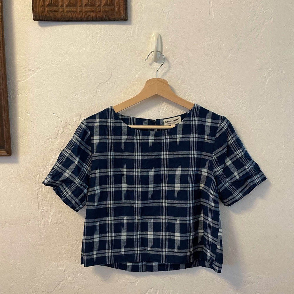 Bridge and Burn short sleeve shirt
